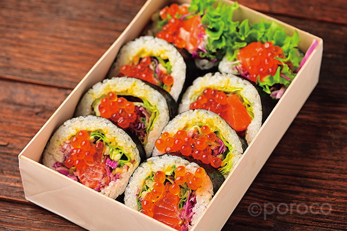 【札幌市／大通】北海道の魅力を詰め込んだ、華やかな巻き寿司「Hokkaido Sushi Roll」 