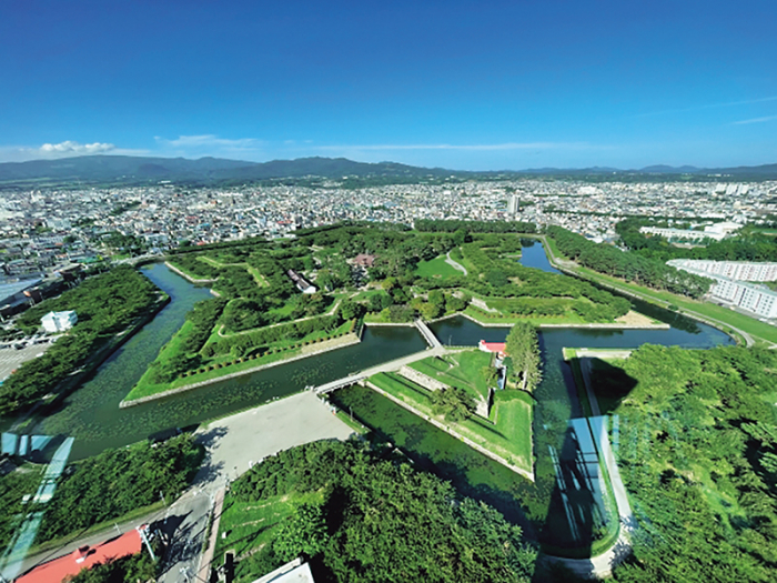 思い立ったが旅日和】大人の感性を刺激する秋旅～函館・白老・青森