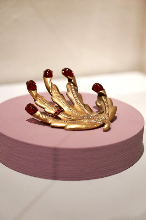 6/22（日）まで札幌芸術の森美術館で開催 【コスチュームジュエリー 美