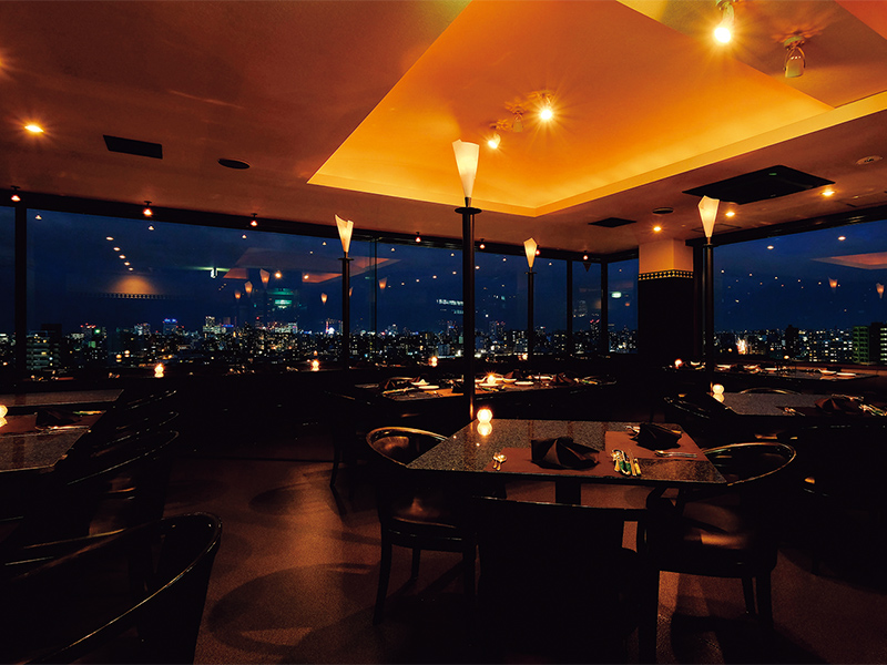 HALOの不思議なレストラン HILLSIDE TERRACE Fushimi Griller】料理と絶景を楽しむ｜poroco