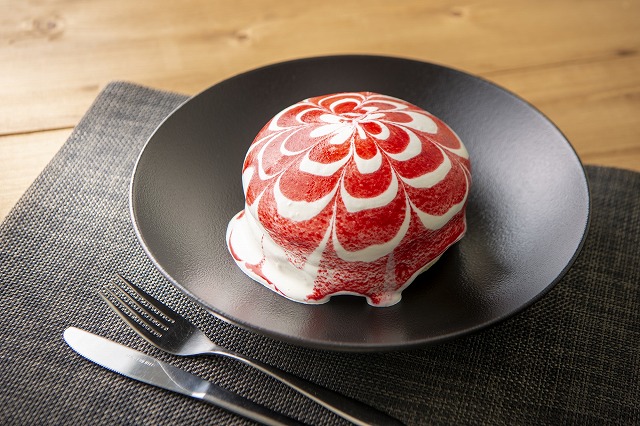 生クリームと木イチゴソースが花開く 人気のパンケーキをイシヤカフェで Poroco ポロコ 札幌がもっと好きになる おいしく 楽しく 札幌女子のためのwebサイト