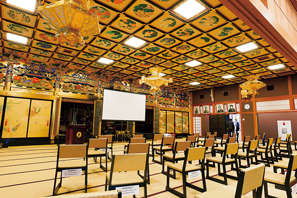 お寺の本堂で映画を見る貴重な時間 第3回 お寺シネマ 開催 Poroco ポロコ 札幌がもっと好きになる おいしく 楽しく 札幌女子のためのwebサイト