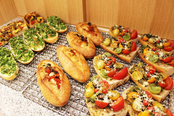 札幌 定山渓にオープンした新しいベーカリーカフェ エクスクラメーションベーカリー Poroco ポロコ 札幌がもっと好きになる おいしく 楽しく 札幌 女子のためのwebサイト