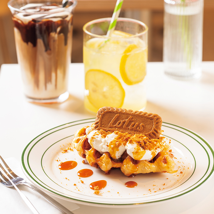 カフェ作業に！ 第8世代 i5 8GB 256GB 液晶12.1 P011 カフェ作業に！ 第8世代 i5 8GB 256GB 液晶12.1 P011 カフェ作業に