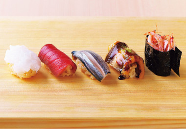 【すし あお】握りと料理で春を味わう 口福へ誘う江戸前寿司