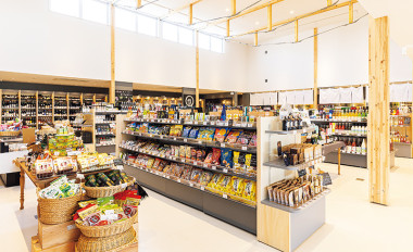 【memos】国内外のお酒やお菓子に心躍る 楽しさと発見のある新スポット