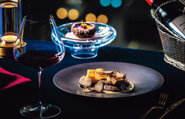 【BAR & GRILL Splish】 冬の札幌の美しさを表現 贅を尽くした聖夜のコース