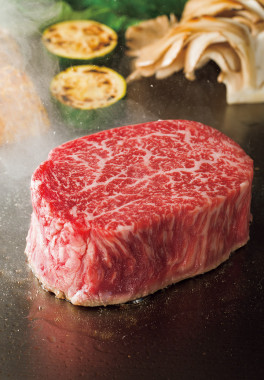 ステーキ＆ワイン いしざき