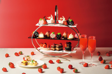 ANAクラウンプラザホテル札幌「いちごのアフタヌーンティー～Luna Nova～」5/31（日）まで