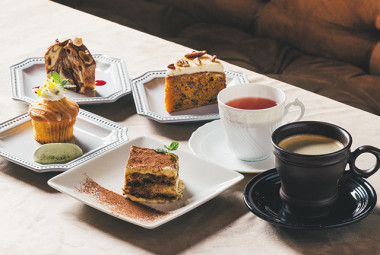 「THE KNOT SAPPORO」素敵なホテルラウンジで 優雅なカフェタイムを