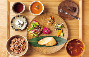 【札幌】一汁三菜と茶 呼吸｜宮の森の一軒家カフェで味わう、体にやさしいごはん